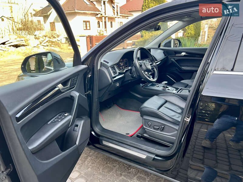 Внедорожник / Кроссовер Audi Q5 2017 в Бродах