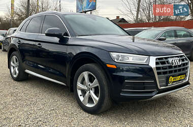 Внедорожник / Кроссовер Audi Q5 2020 в 