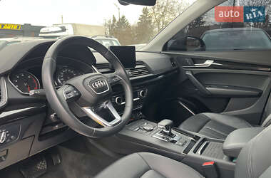 Внедорожник / Кроссовер Audi Q5 2020 в 