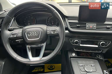 Внедорожник / Кроссовер Audi Q5 2020 в 