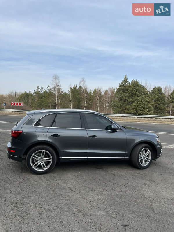 Внедорожник / Кроссовер Audi Q5 2015 в Ковеле