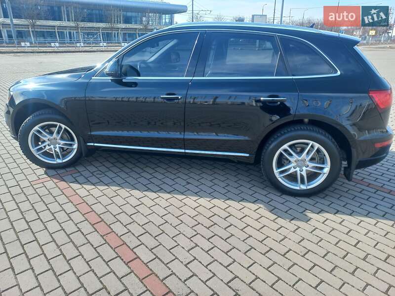 Позашляховик / Кросовер Audi Q5 2015 в Львові фото 23 Позашляховик / Кросовер Audi Q5 2015 в Львові