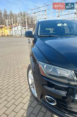 Позашляховик / Кросовер Audi Q5 2015 в 