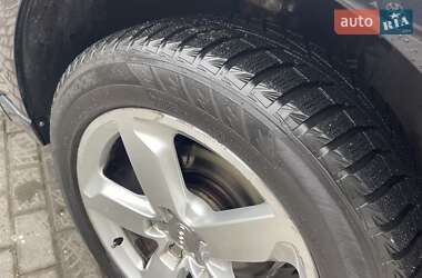 Позашляховик / Кросовер Audi Q5 2012 в 