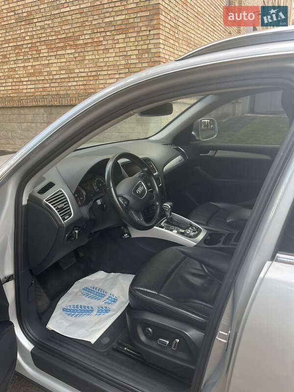 Внедорожник / Кроссовер Audi Q5 2012 в Киеве фото 4 Внедорожник / Кроссовер Audi Q5 2012 в Киеве