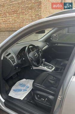 Внедорожник / Кроссовер Audi Q5 2012 в 
