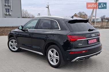 Внедорожник / Кроссовер Audi Q5 2020 в 