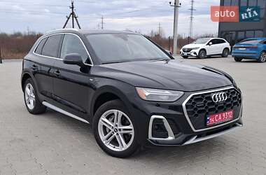 Внедорожник / Кроссовер Audi Q5 2020 в 