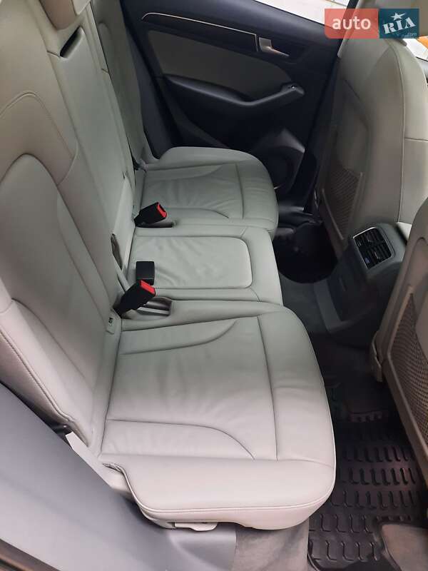 Позашляховик / Кросовер Audi Q5 2014 в Хмельницькому