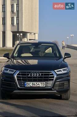 Внедорожник / Кроссовер Audi Q5 2019 в 
