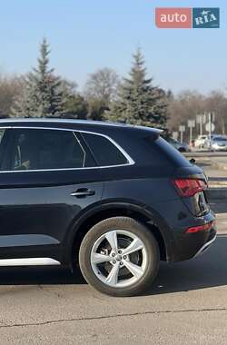Внедорожник / Кроссовер Audi Q5 2019 в 