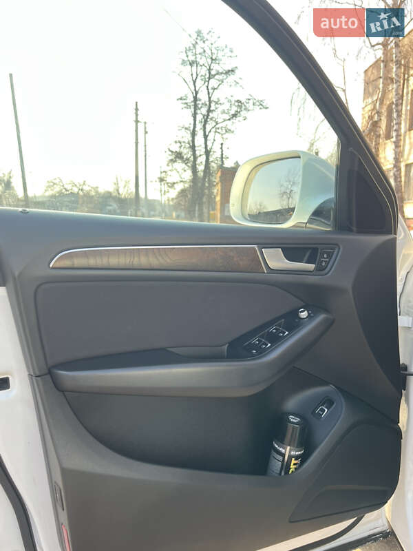 Внедорожник / Кроссовер Audi Q5 2015 в Конотопе