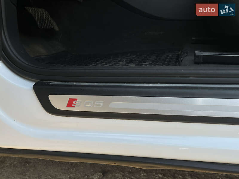 Внедорожник / Кроссовер Audi Q5 2015 в Конотопе