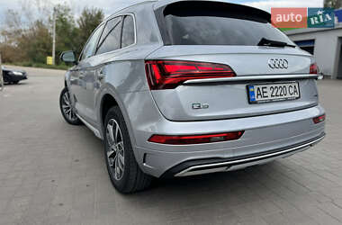 Внедорожник / Кроссовер Audi Q5 2021 в 