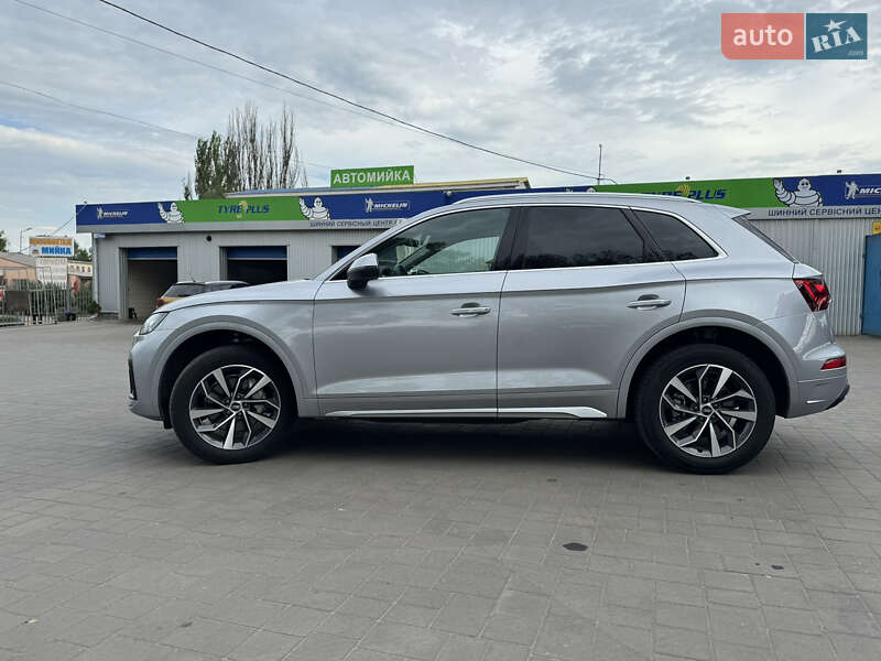 Внедорожник / Кроссовер Audi Q5 2021 в Кривом Роге