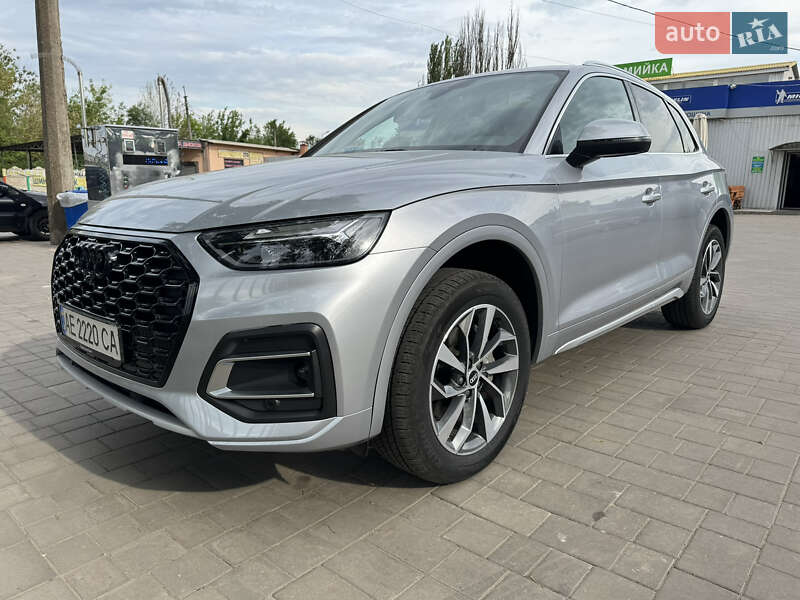 Внедорожник / Кроссовер Audi Q5 2021 в Кривом Роге