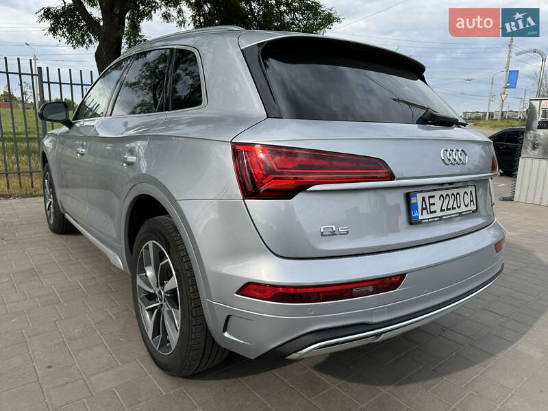 Внедорожник / Кроссовер Audi Q5 2021 в Кривом Роге