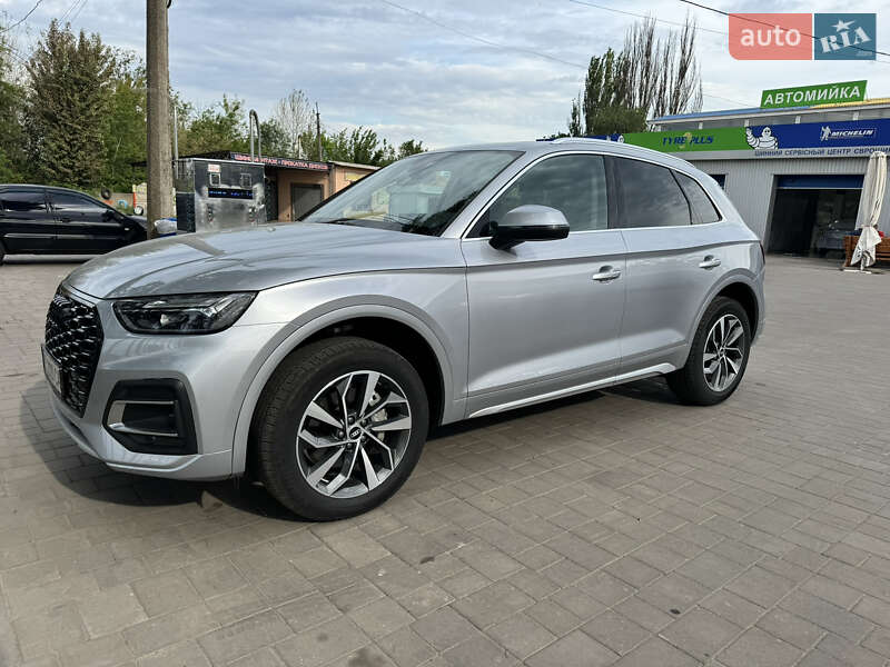 Внедорожник / Кроссовер Audi Q5 2021 в Кривом Роге