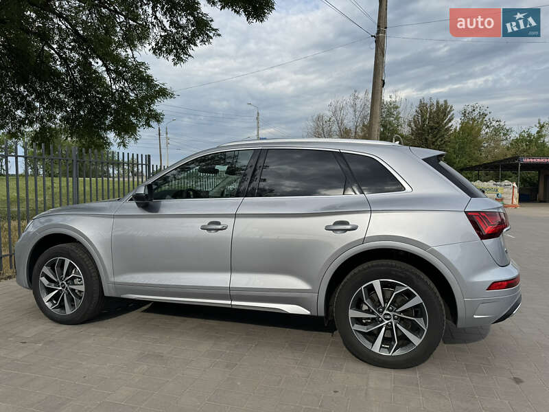Внедорожник / Кроссовер Audi Q5 2021 в Кривом Роге
