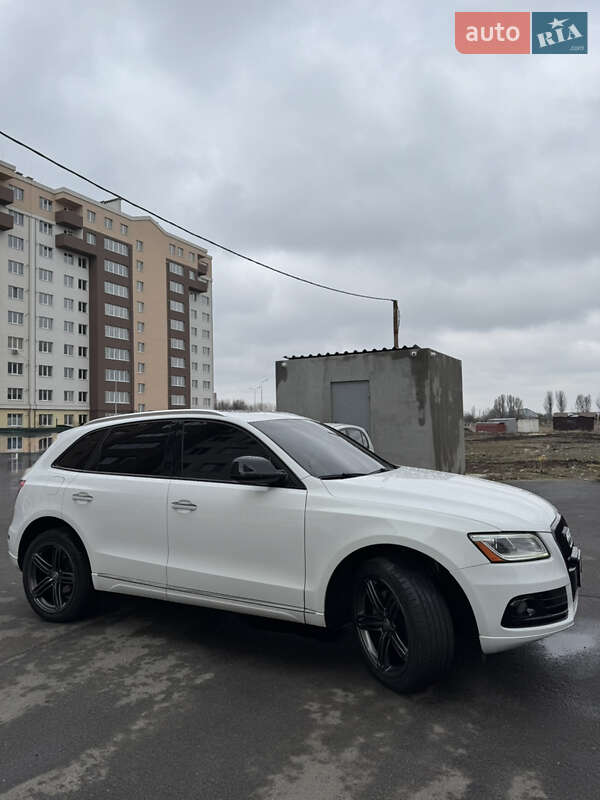 Внедорожник / Кроссовер Audi Q5 2016 в Днепре