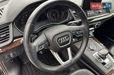 Внедорожник / Кроссовер Audi Q5 2019 в 