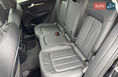 Внедорожник / Кроссовер Audi Q5 2019 в 