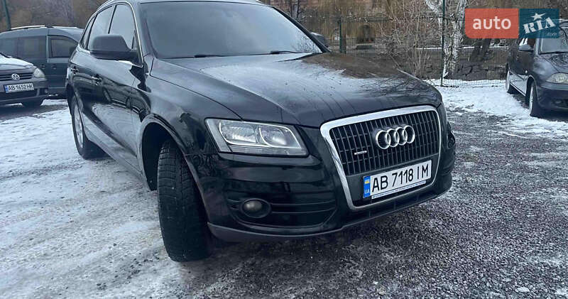 Внедорожник / Кроссовер Audi Q5 2011 в 