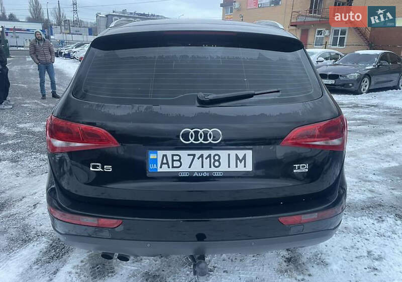 Внедорожник / Кроссовер Audi Q5 2011 в Виннице