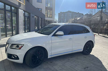 Внедорожник / Кроссовер Audi Q5 2017 в 
