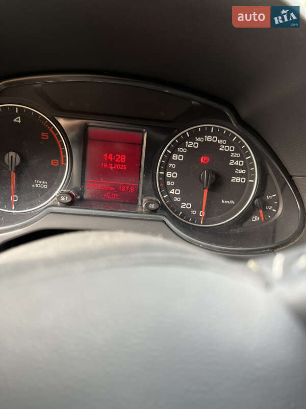 Внедорожник / Кроссовер Audi Q5 2011 в Коростене