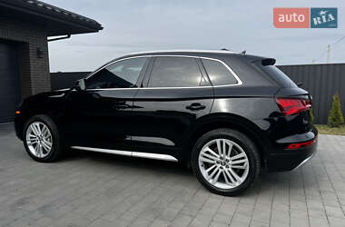 Внедорожник / Кроссовер Audi Q5 2018 в Луцке