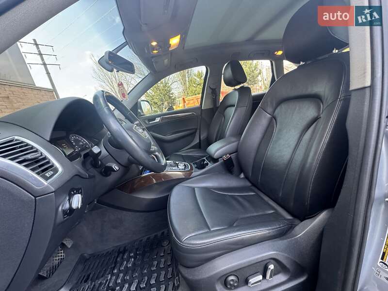 Внедорожник / Кроссовер Audi Q5 2015 в Одессе