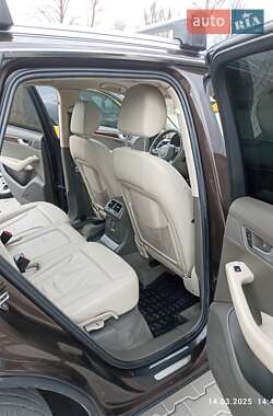 Внедорожник / Кроссовер Audi Q5 2011 в 