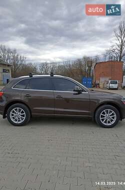 Внедорожник / Кроссовер Audi Q5 2011 в 