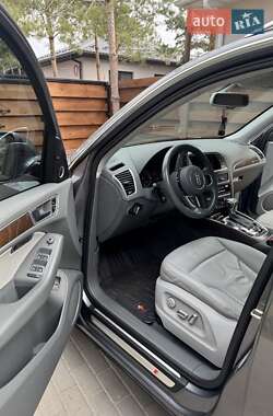 Внедорожник / Кроссовер Audi Q5 2015 в 
