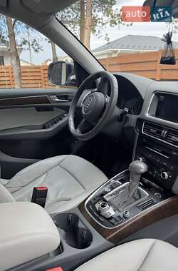 Внедорожник / Кроссовер Audi Q5 2015 в 