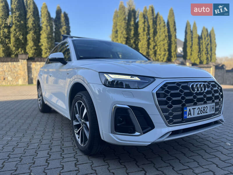 Внедорожник / Кроссовер Audi Q5 2022 в Надворной