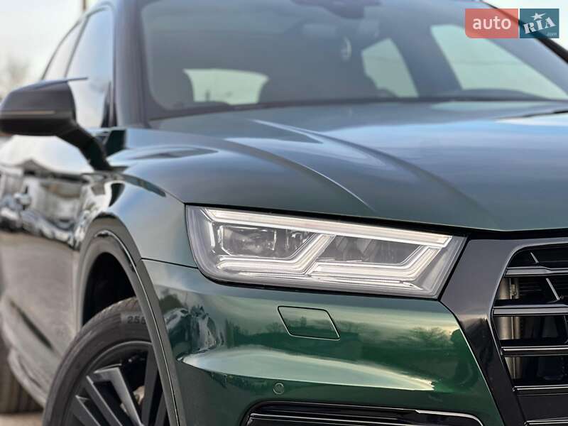 Внедорожник / Кроссовер Audi Q5 2017 в Киеве