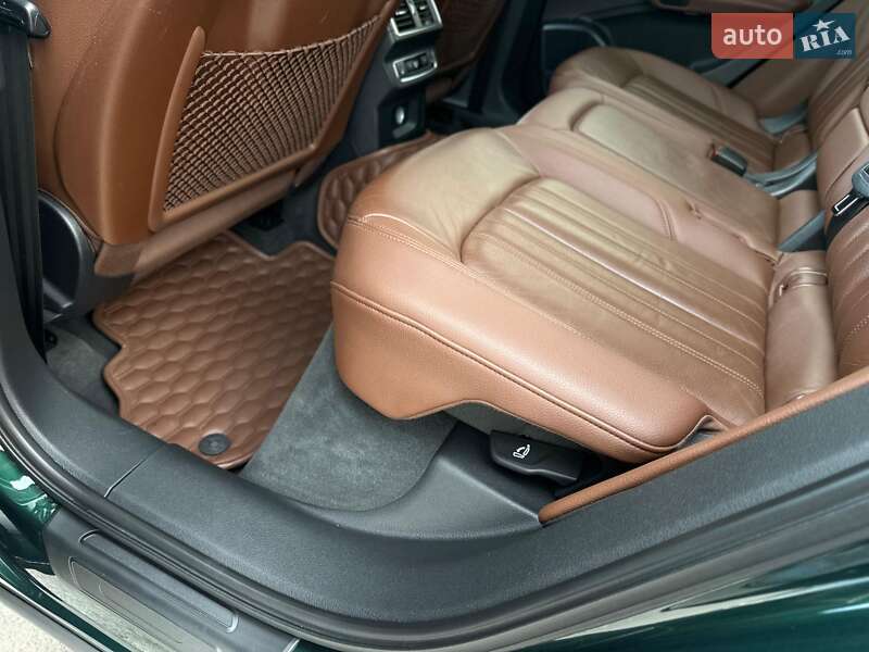Внедорожник / Кроссовер Audi Q5 2017 в Киеве