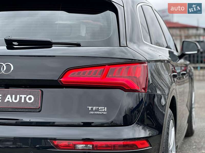 Внедорожник / Кроссовер Audi Q5 2017 в Киеве