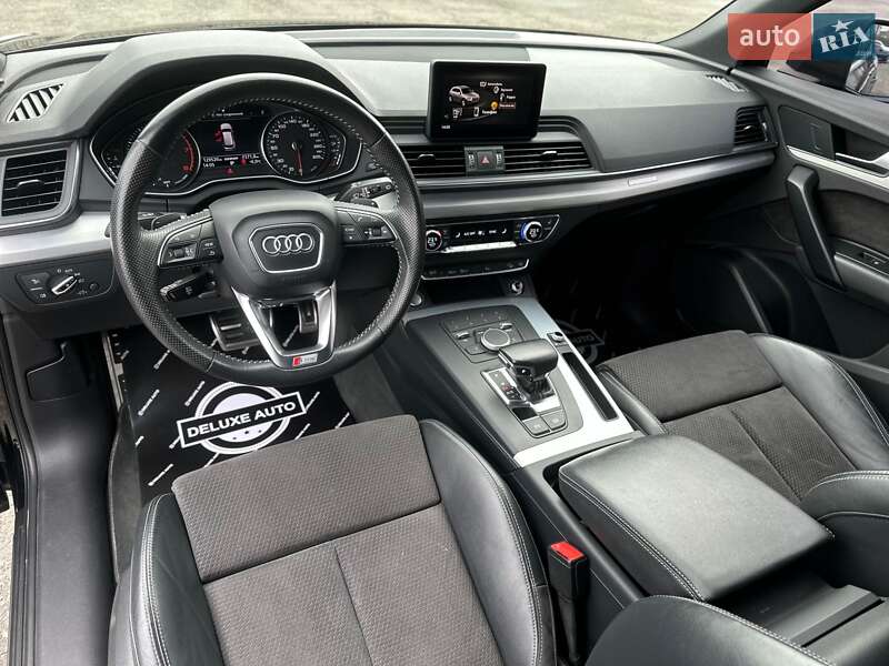 Внедорожник / Кроссовер Audi Q5 2017 в Киеве