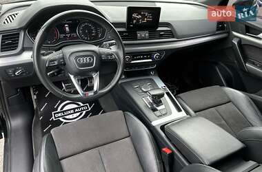 Внедорожник / Кроссовер Audi Q5 2017 в 