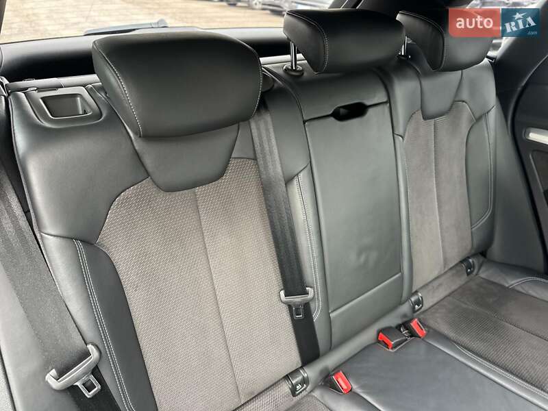 Внедорожник / Кроссовер Audi Q5 2017 в Киеве