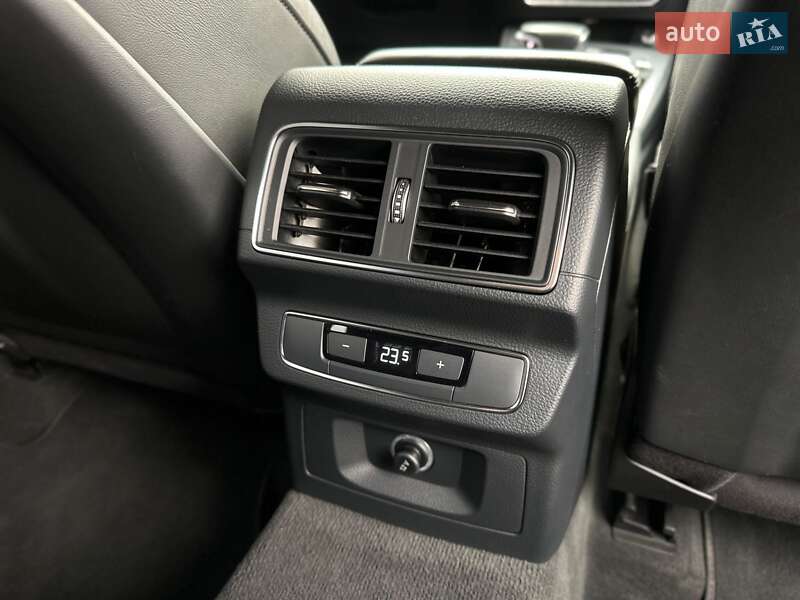 Внедорожник / Кроссовер Audi Q5 2017 в Киеве