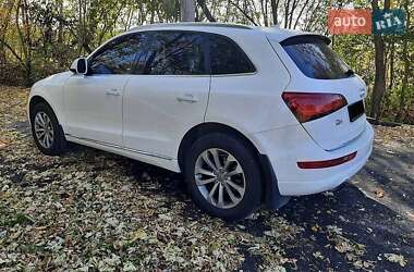 Внедорожник / Кроссовер Audi Q5 2016 в 