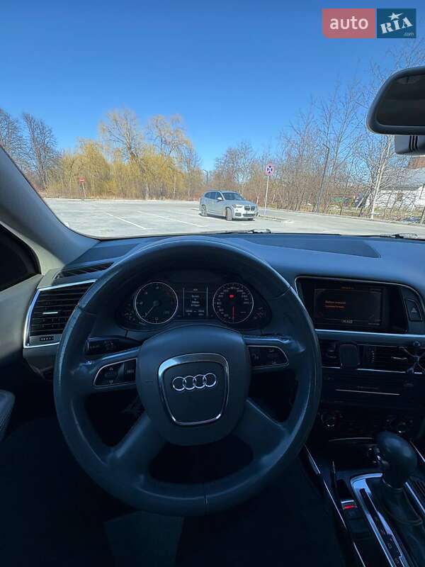 Внедорожник / Кроссовер Audi Q5 2009 в Львове