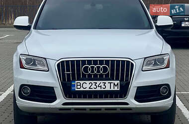 Внедорожник / Кроссовер Audi Q5 2015 в 