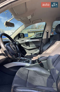 Внедорожник / Кроссовер Audi Q5 2011 в 