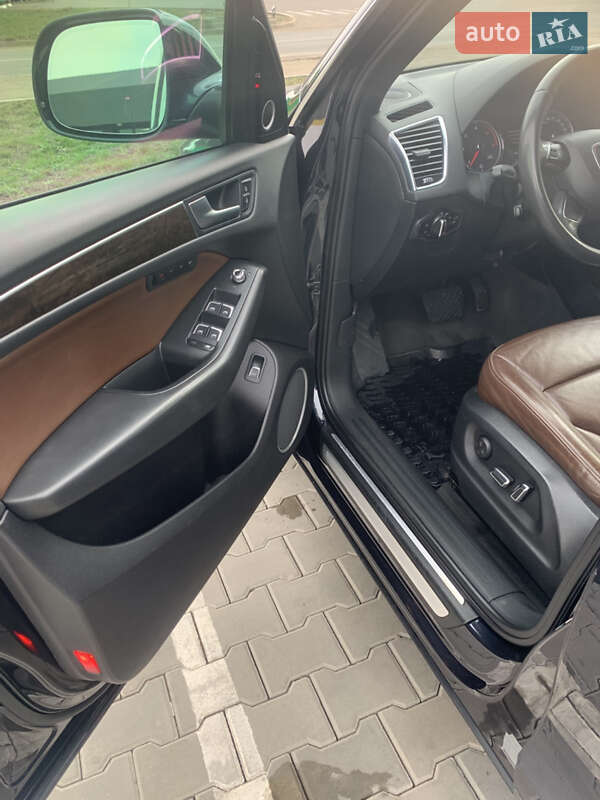 Внедорожник / Кроссовер Audi Q5 2014 в Вознесенске