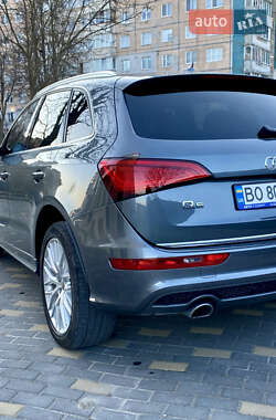 Внедорожник / Кроссовер Audi Q5 2016 в 